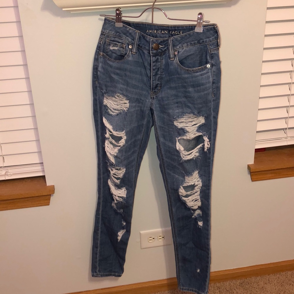 American Eagle Mom Jeans